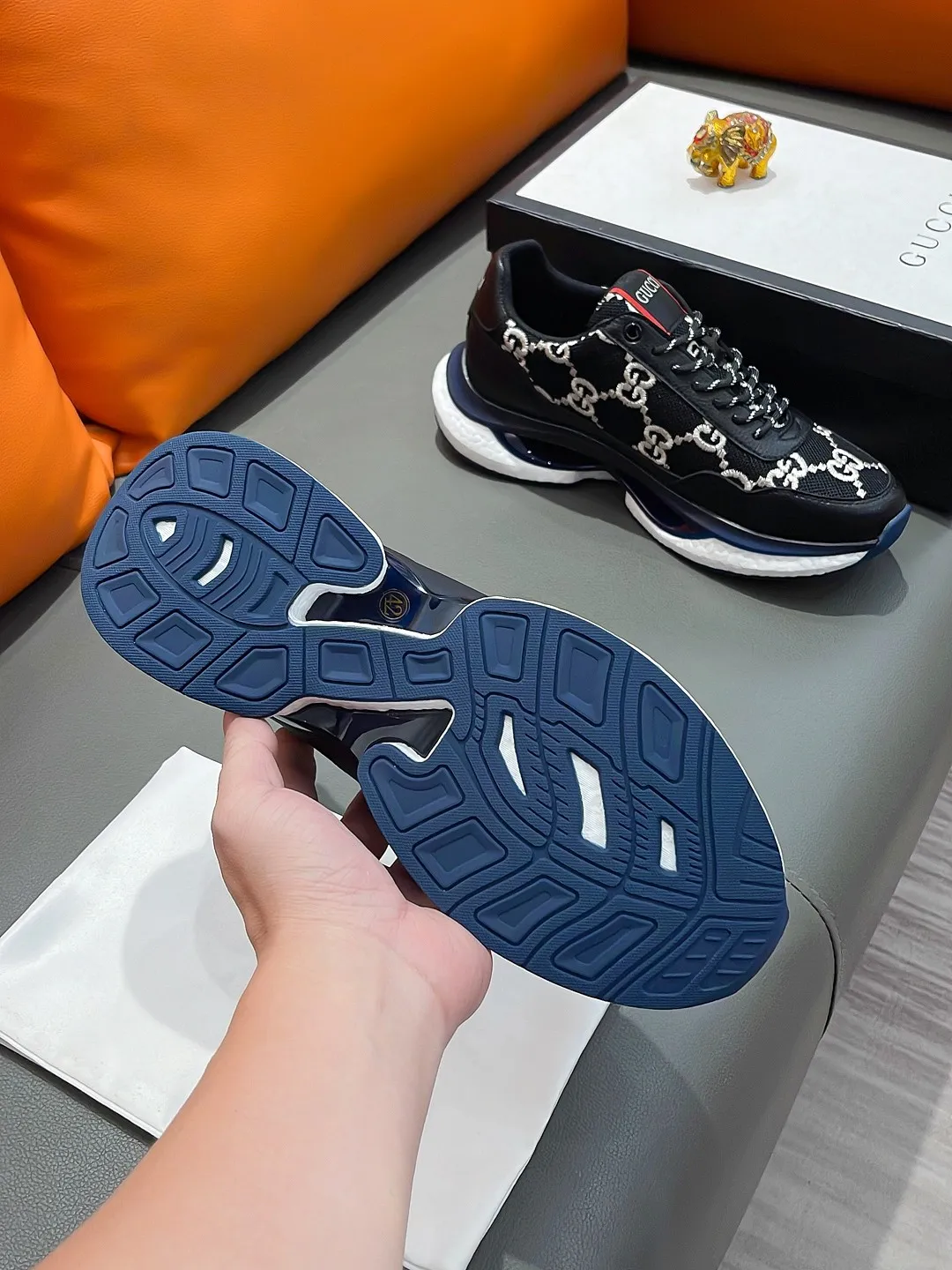 Men's shoes GUCCI "Gucci" P440 Regular size: 38-44 (casual shoes) Product materials: Selected cowhide upper, soft sheepskin lining; original outsole.